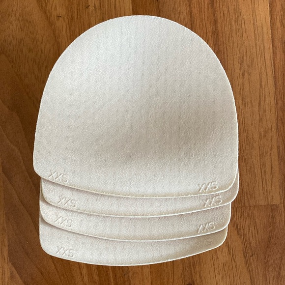 ❤️ Four Lululemon Bra Insert Pads from Asia Size Extra Extra Small XXS NWOT - Picture 3 of 3